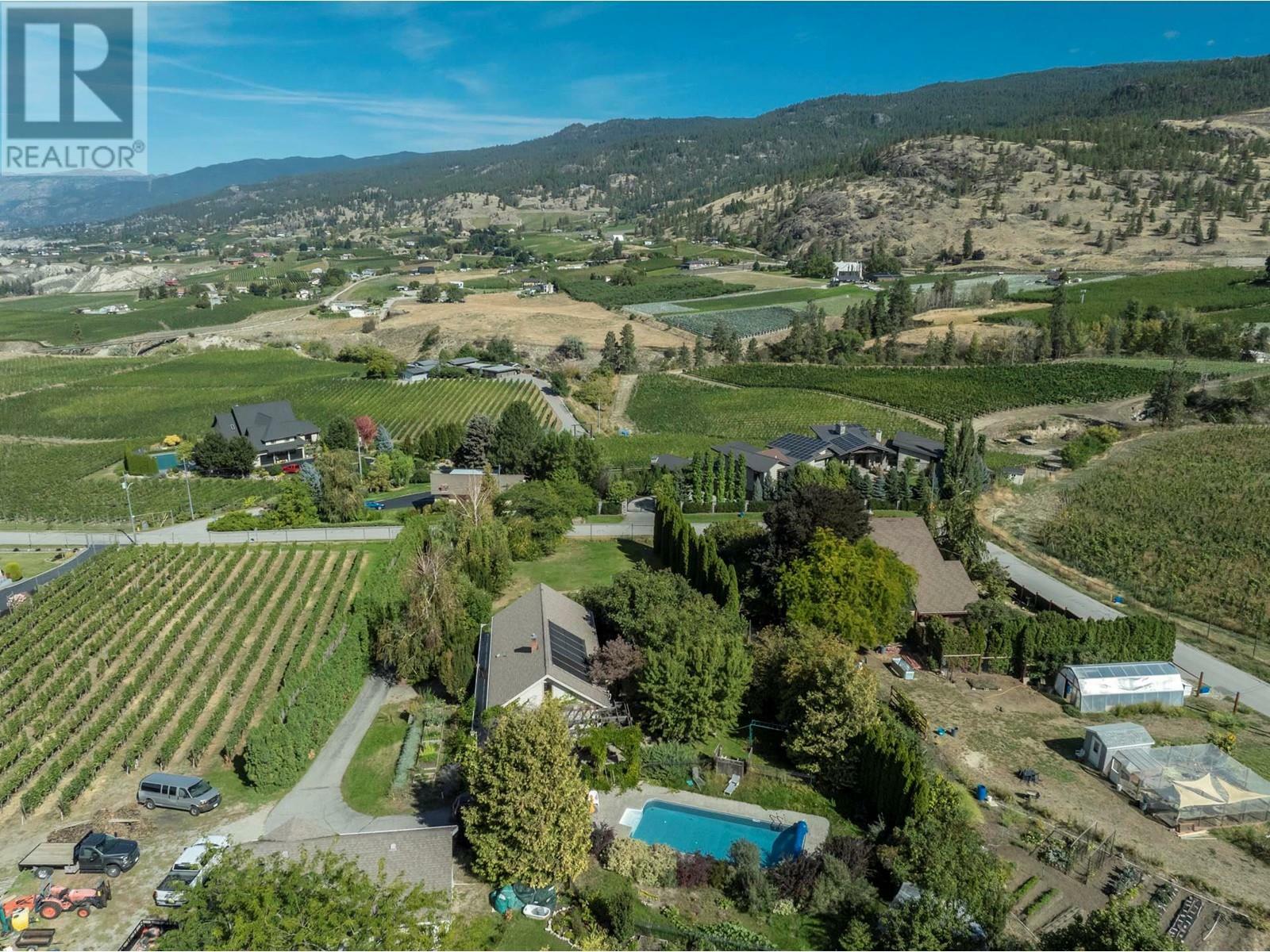 Property Photo: 1282 Corbishley Avenue BC V2A 8V2