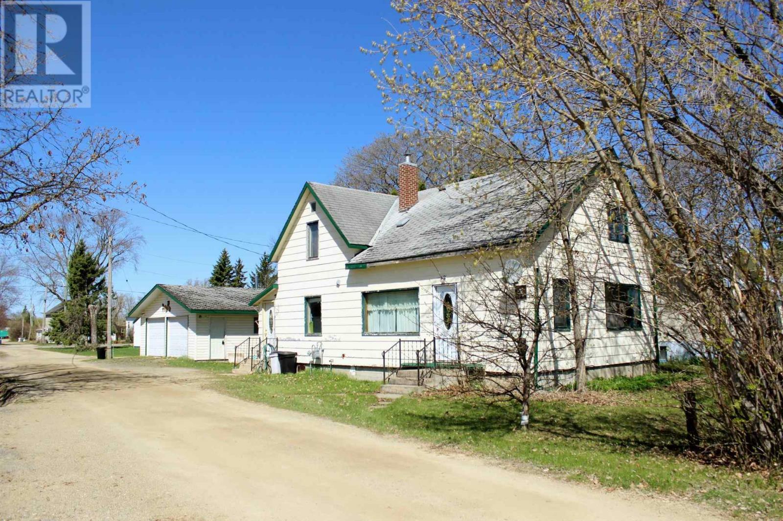 Property Photo: 105 Fourth St ON P0W 1L0