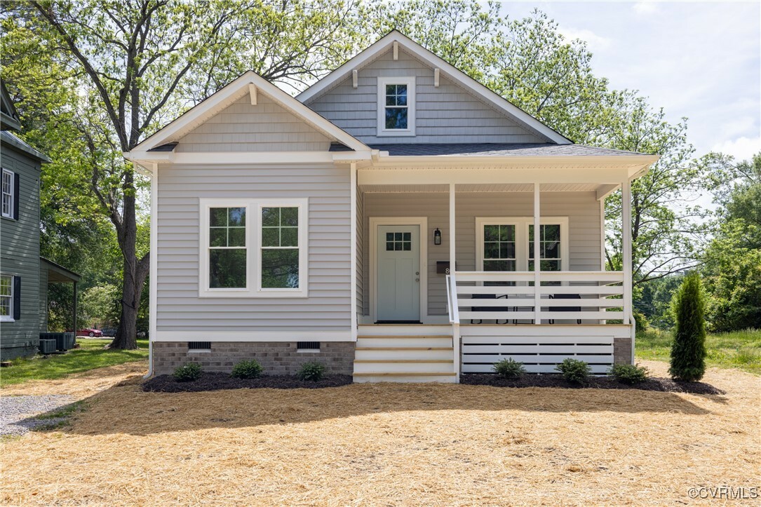 Property Photo: 805 S Main Street VA 23824