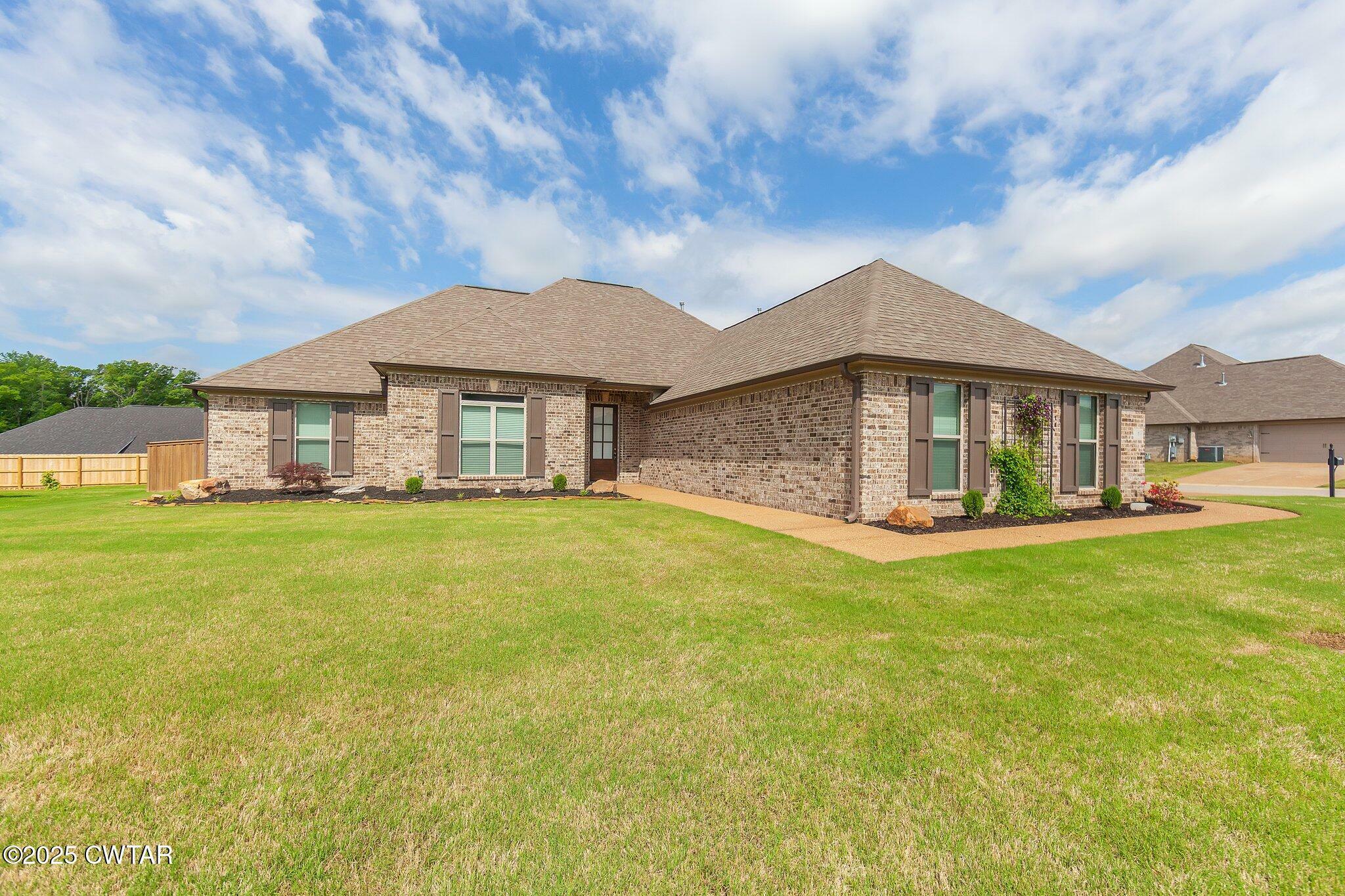 Property Photo: 7 Legacy Cove TN 38305