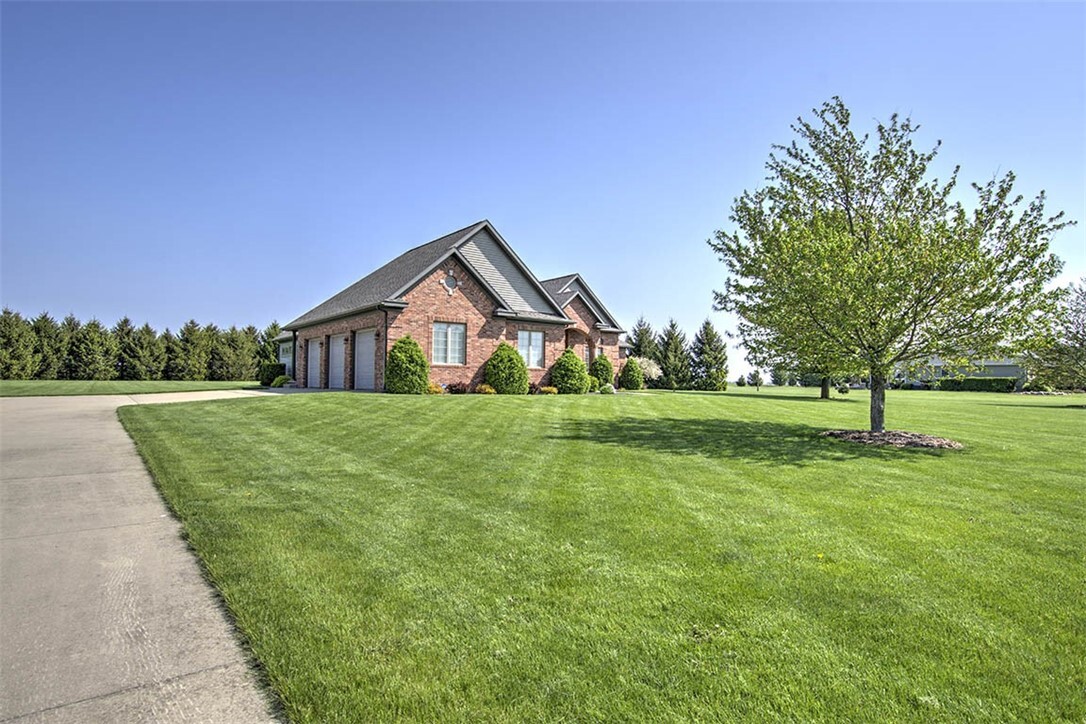 Property Photo: 8380 Russell Circle IL 61925