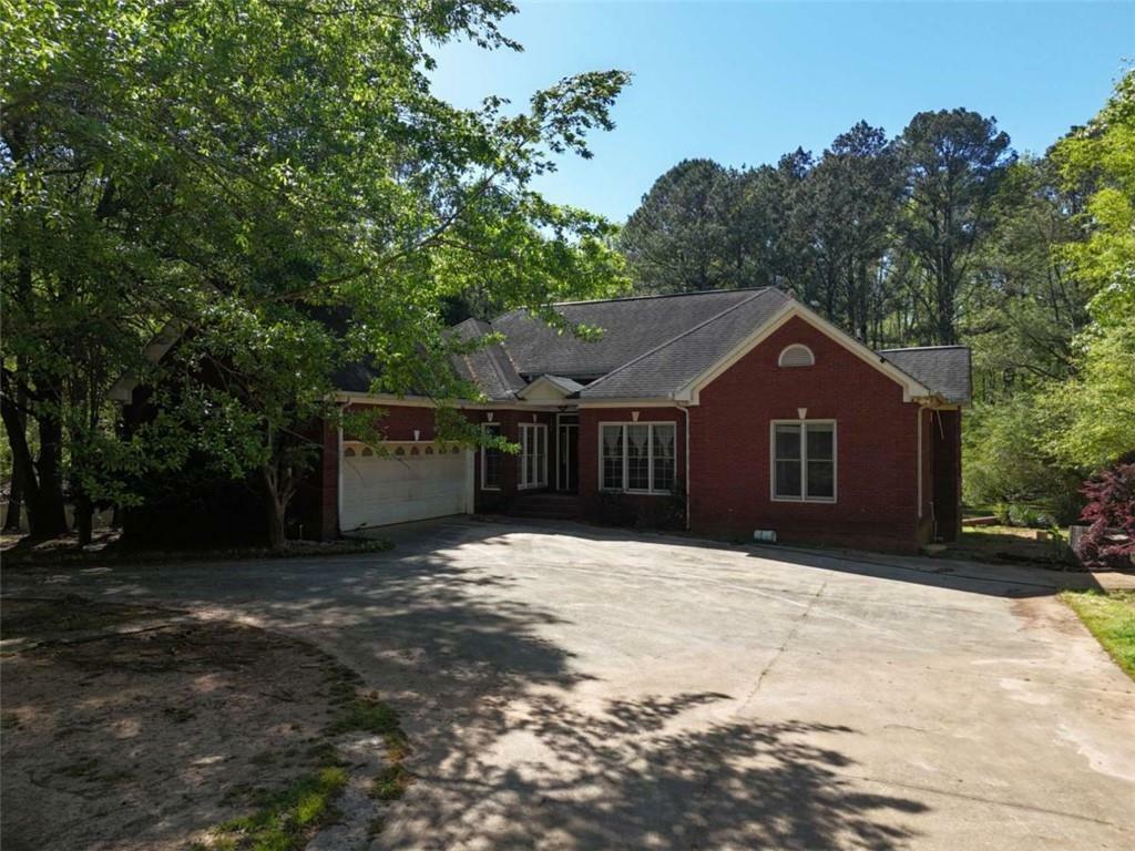 Property Photo: 5618 Highway 212 GA 30016