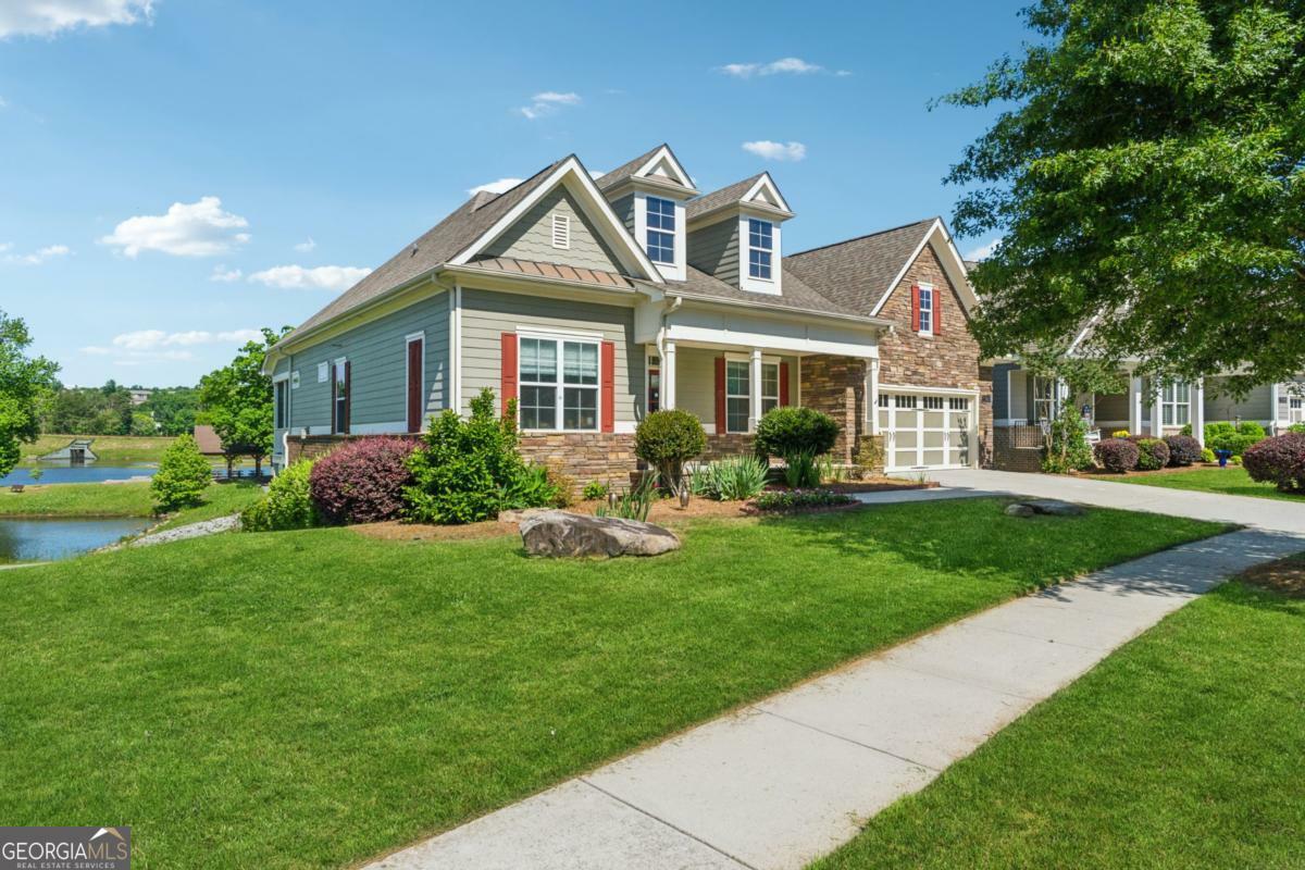 Property Photo: 7102 Boathouse Way GA 30542