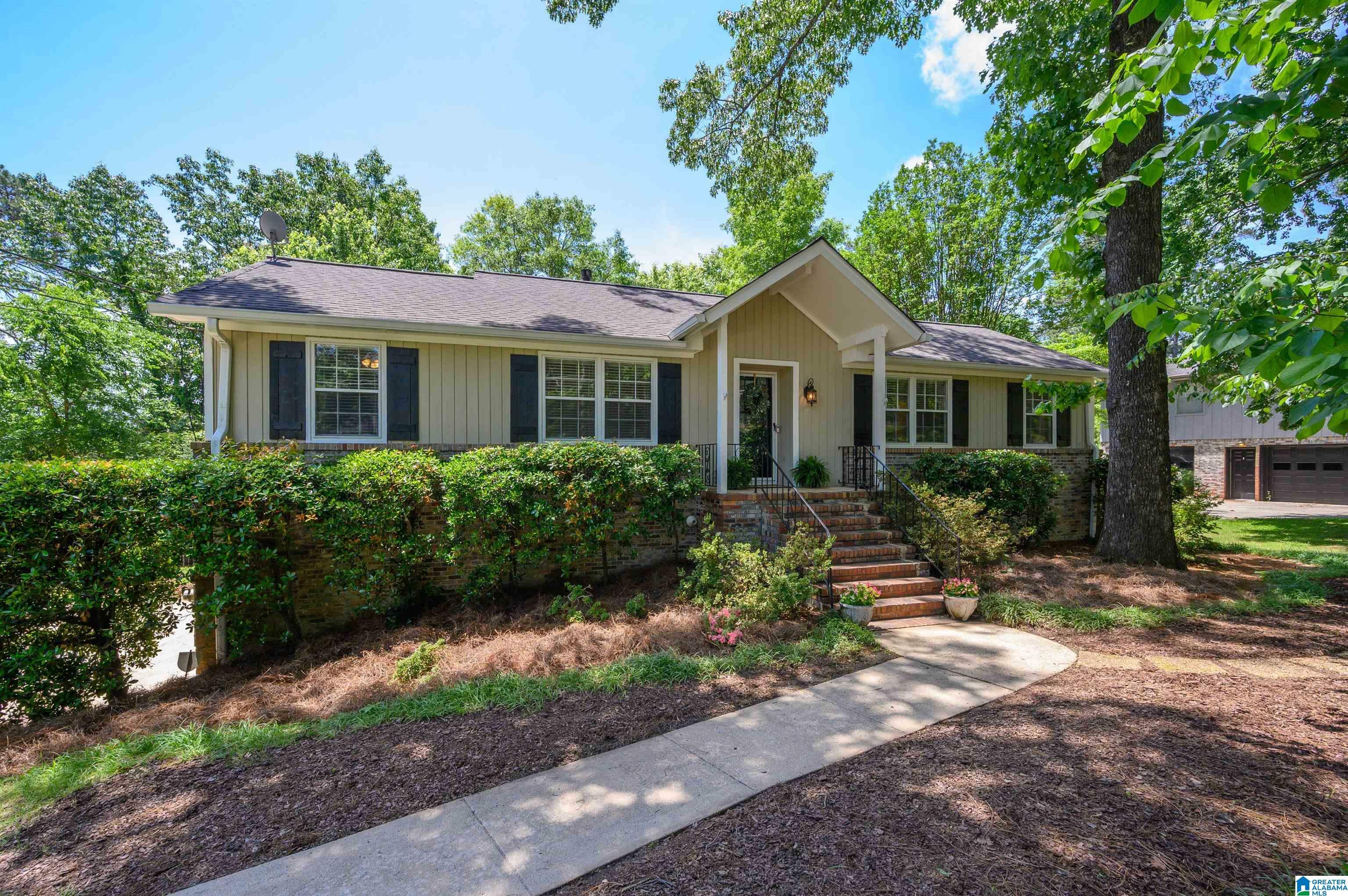 Property Photo: 320 Cambo Lane AL 35244
