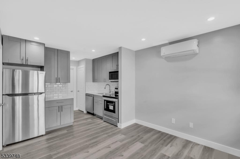 Property Photo:  1300 Fulton St 7  NJ 07065 