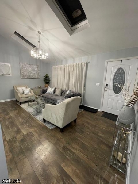 Property Photo: 5 Wagonwheel Rd NJ 07422