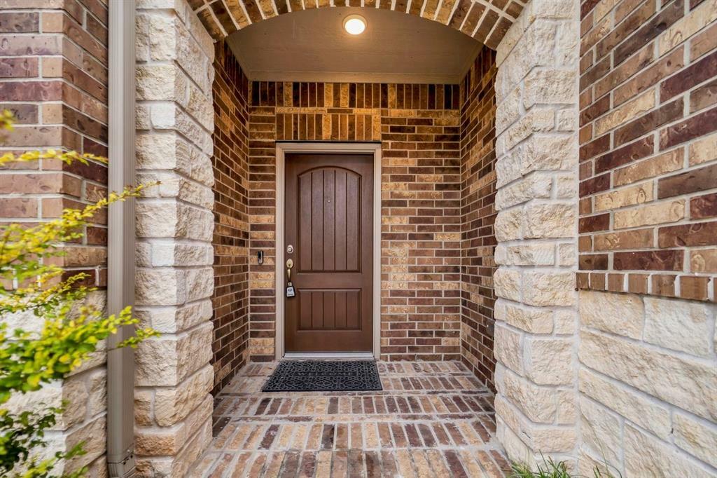 Property Photo: 446 Duskywing Way TX 77469