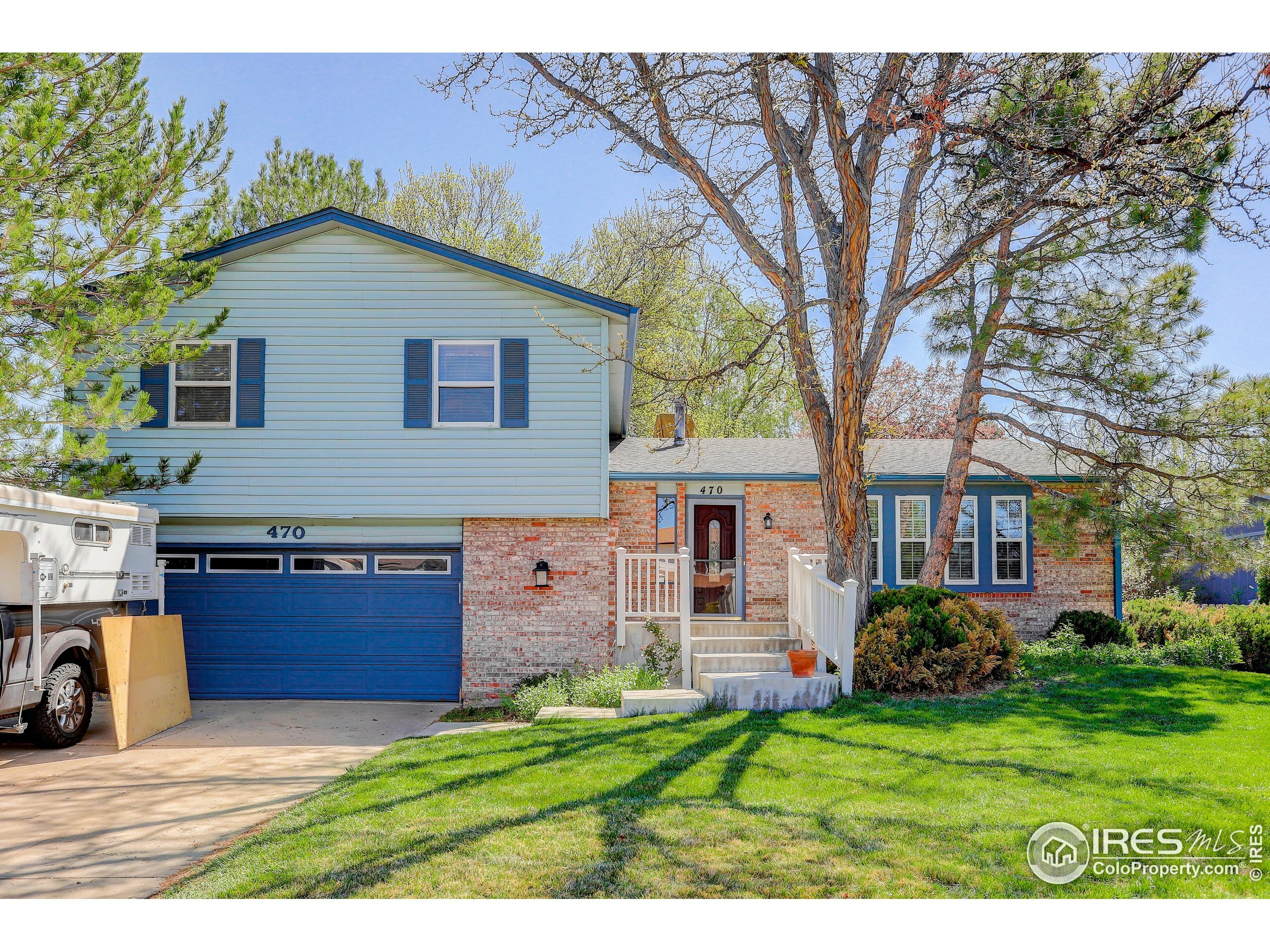 Property Photo: 470 Ash St CO 80020
