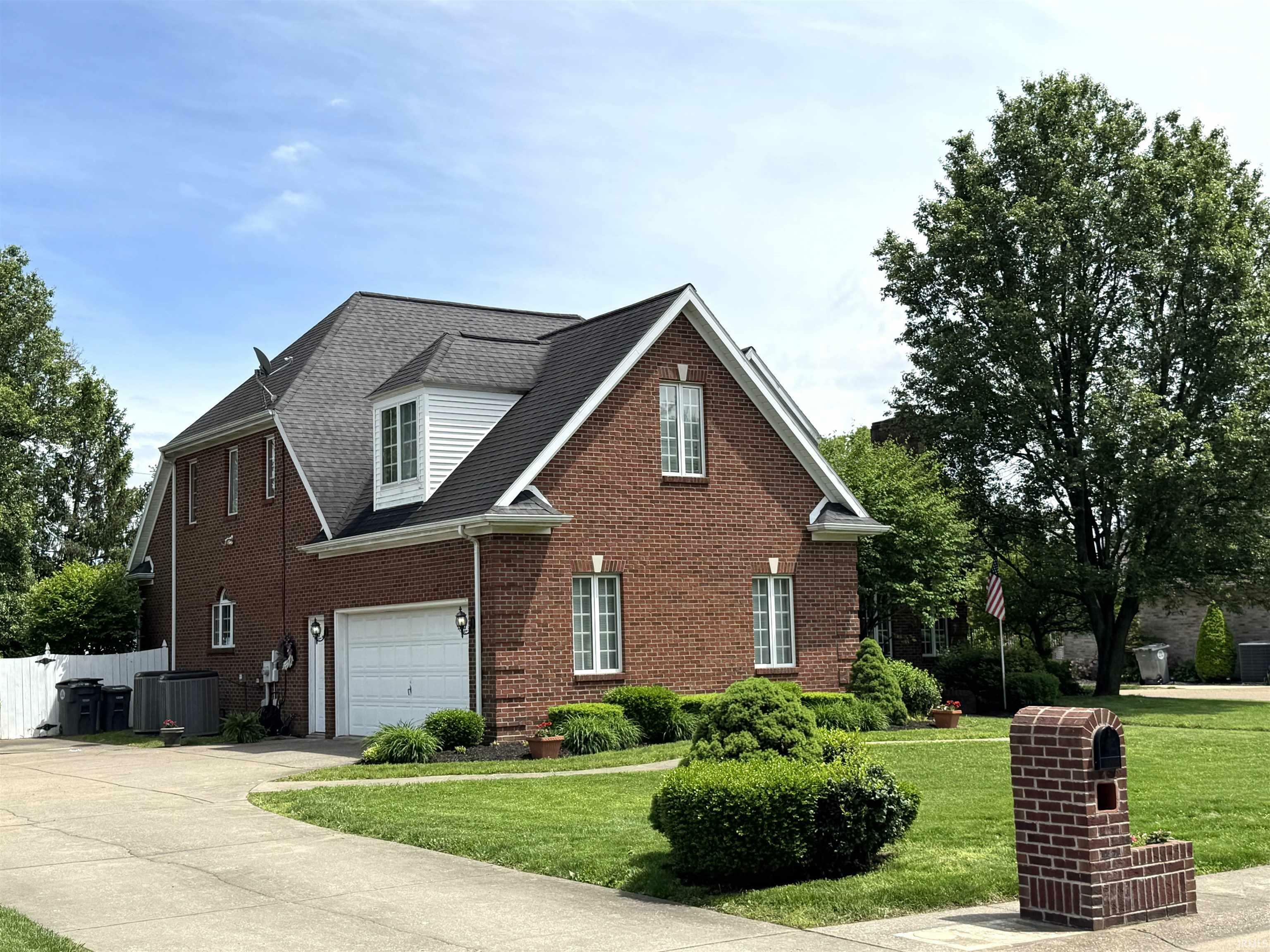 Property Photo: 504 Sandalwood Drive IN 47715