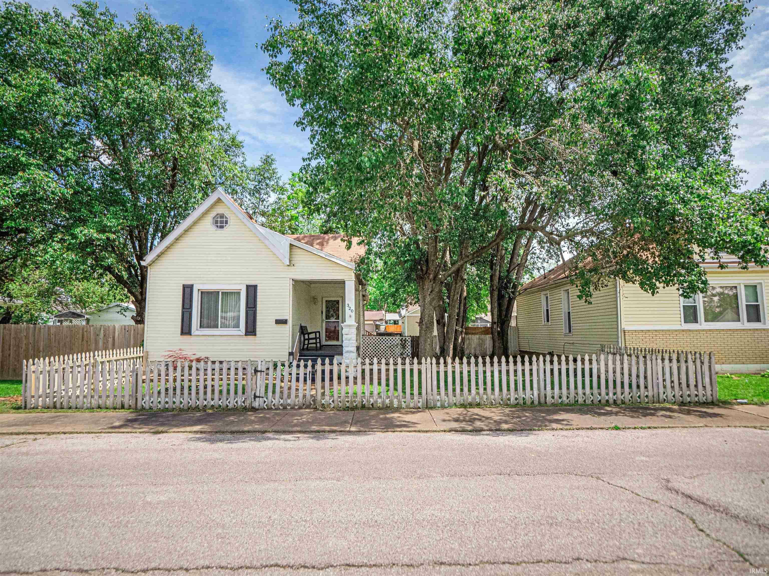 Property Photo: 320 S Walker Avenue IN 47712