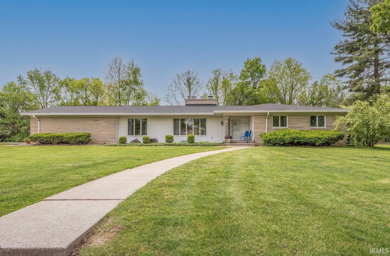 1008 S Meadowbrook Drive  Bloomington IN 47401 photo