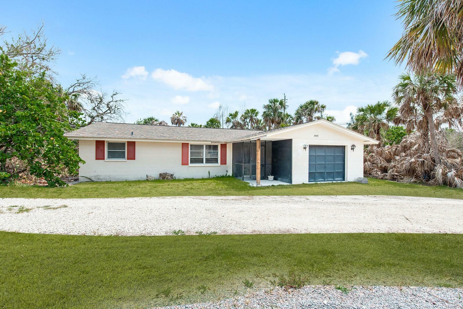 Property Photo: 4065 N Beach Road FL 34223