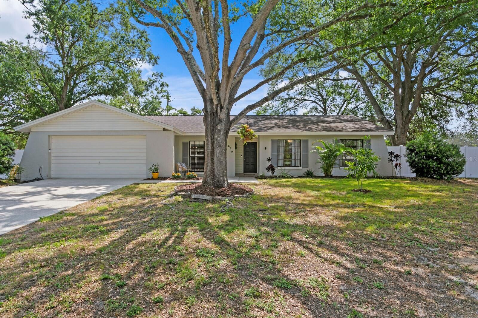 Property Photo: 6712 Jennifer Drive FL 33617
