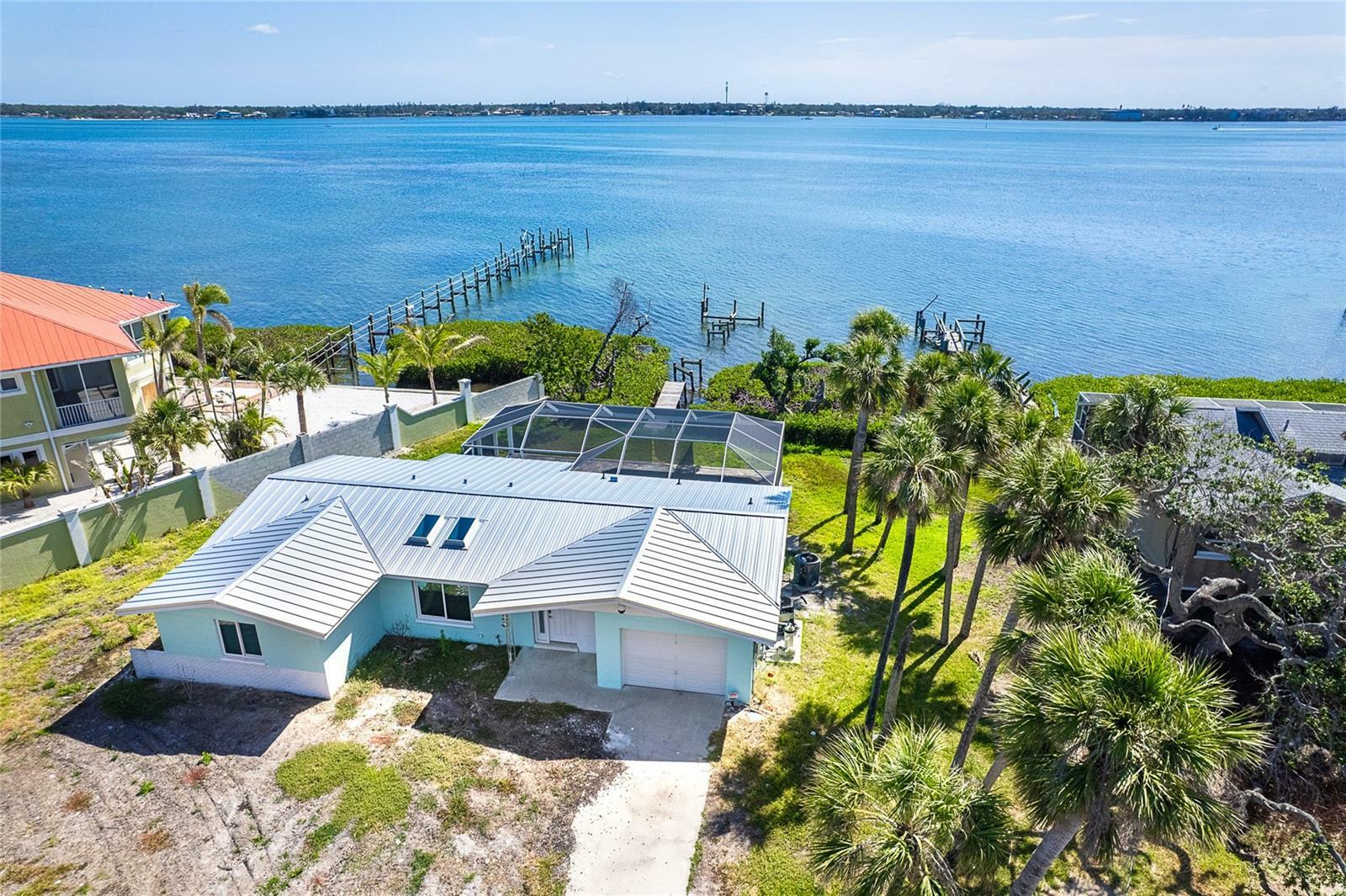 Property Photo: 4093 Pelican Shores Circle FL 34223