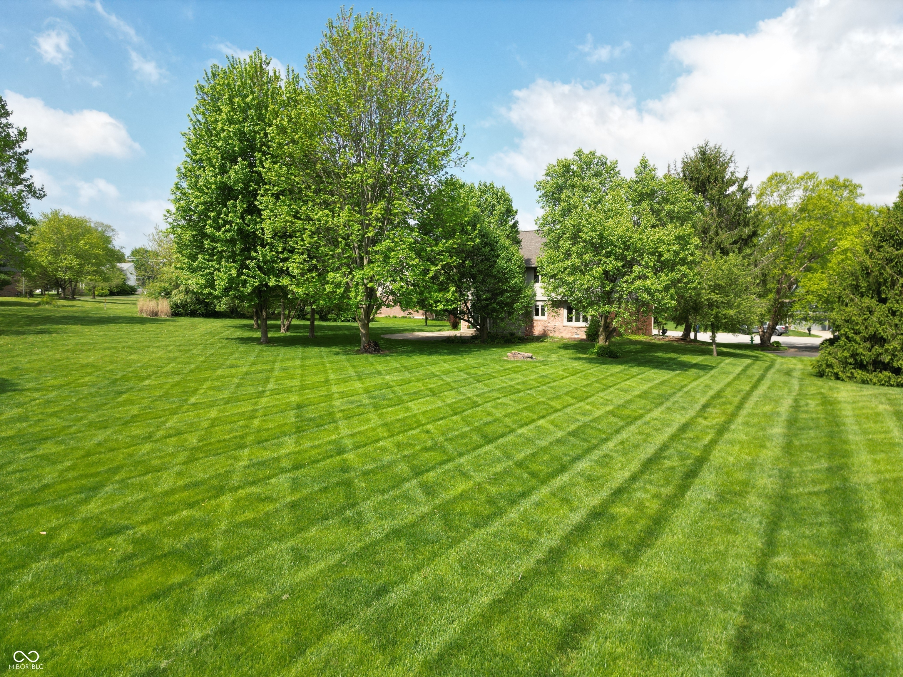 Property Photo: 11021 Brentwood Avenue IN 46077