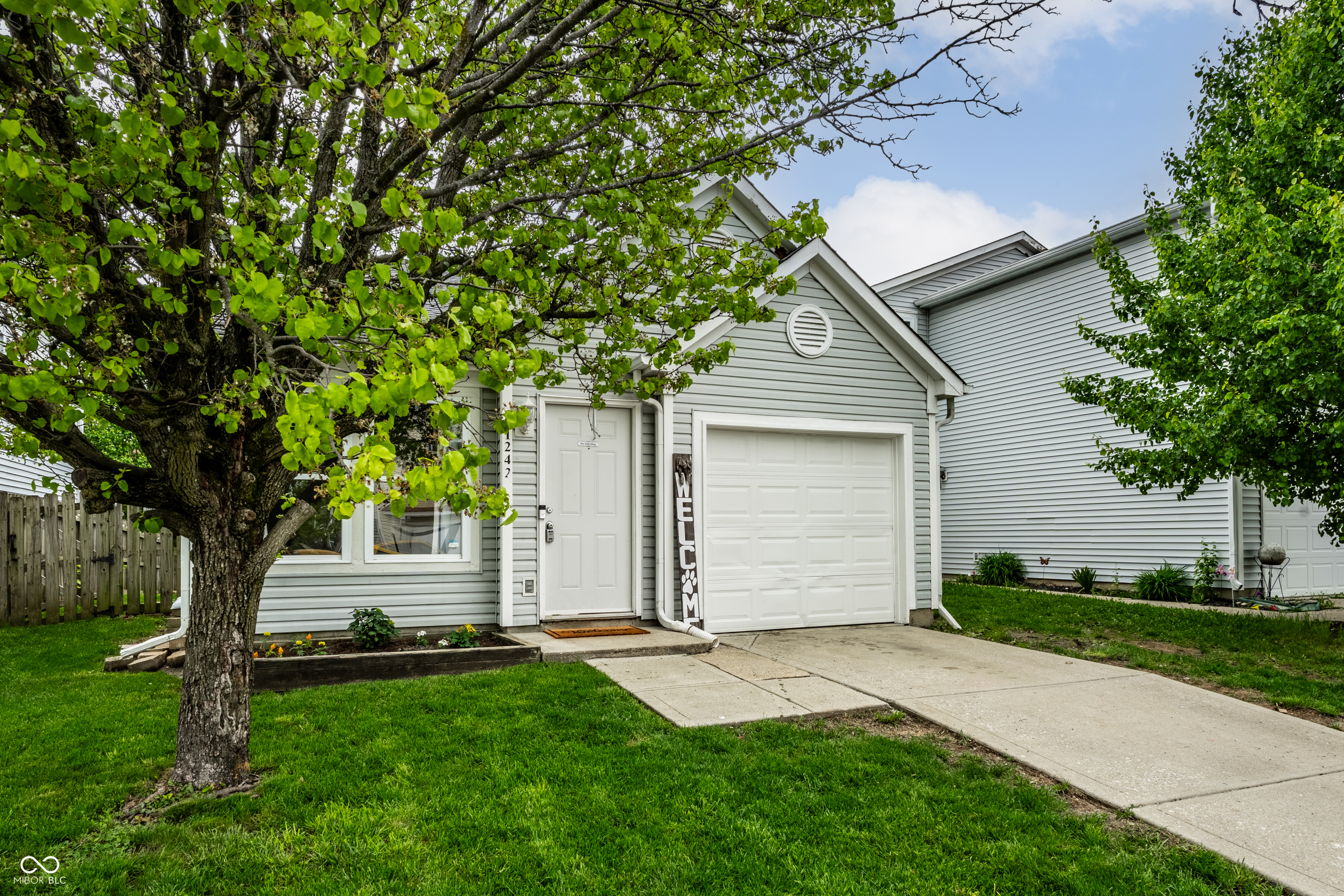 Property Photo: 1242 Freemont Lane IN 46143