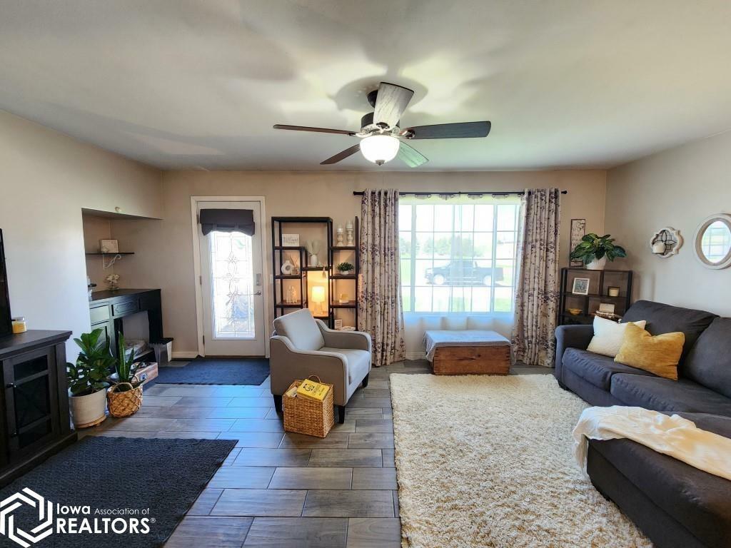 Property Photo: 2332 Nation Avenue IA 50423