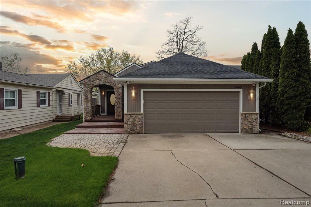 9669 Norman Road  Clarkston MI 48348 2409 photo