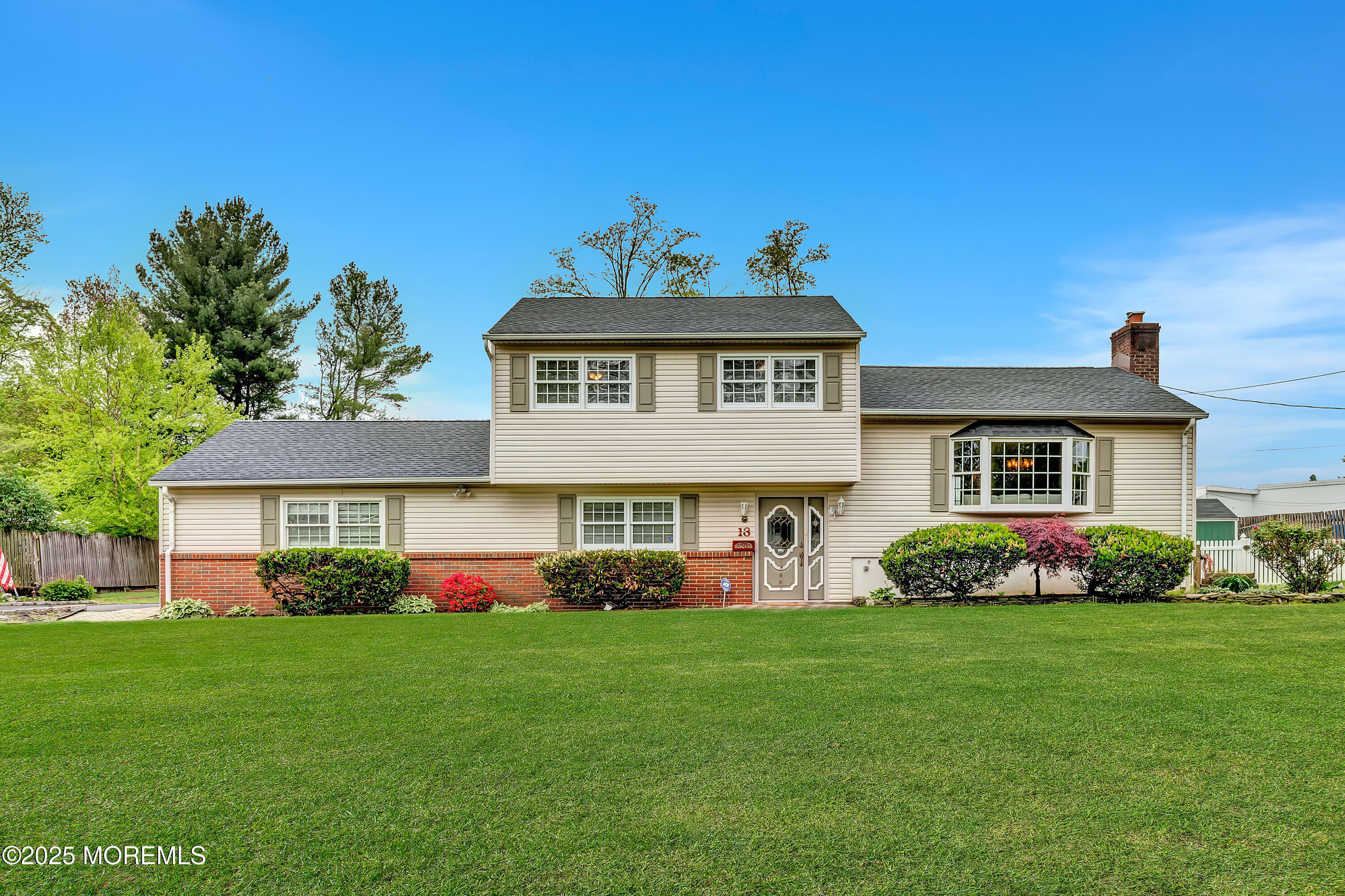 13 Winston Drive  Middletown NJ 07748 photo