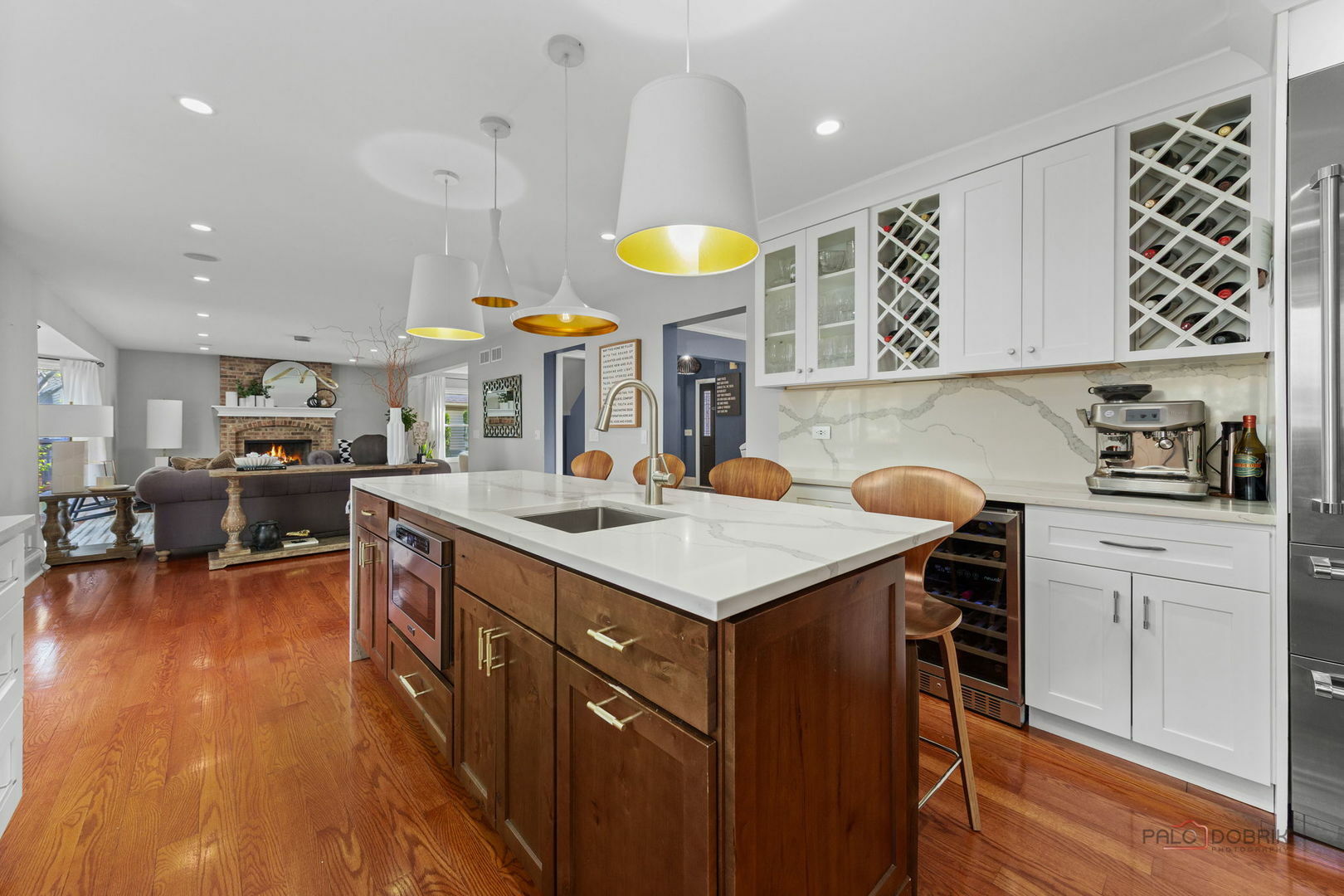 Property Photo: 1930 Lisson Road IL 60565