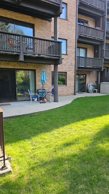 Property Photo: 440 N Main Street E103a IL 60084