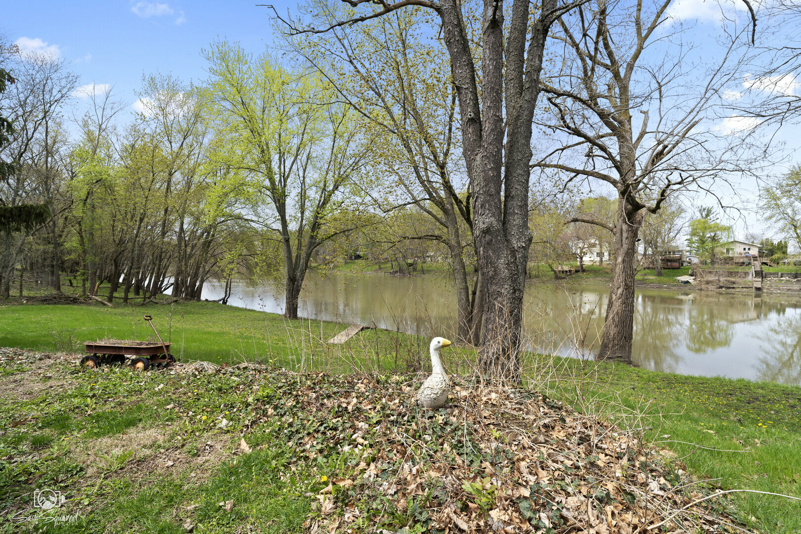 Property Photo: 151 S Oak Acre Drive IL 60951