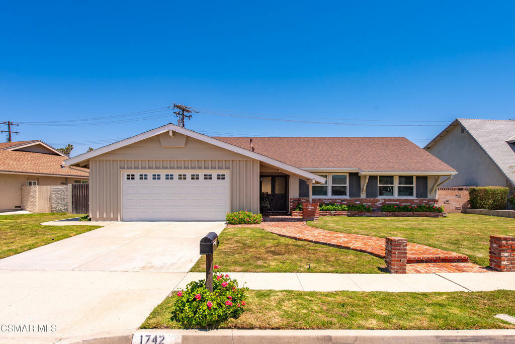 Property Photo:  1742 Lawson Avenue  CA 93065 