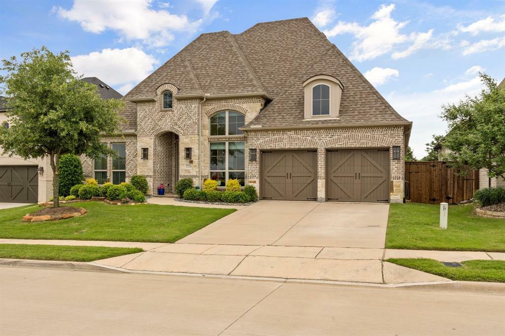 Property Photo: 2524 Rosecroft Court TX 75009