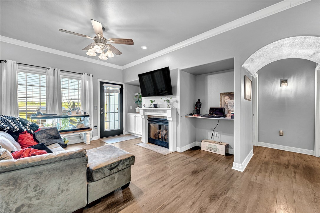 Property Photo: 904 S Lafayette Street AR 72758