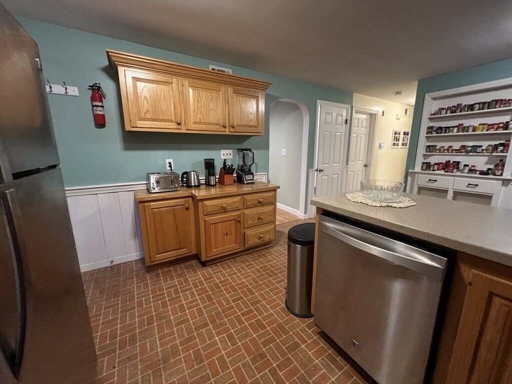 Property Photo: 91 Hilldale Rd MA 01721