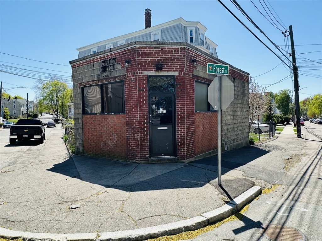 Property Photo: 77 Forest St MA 02472