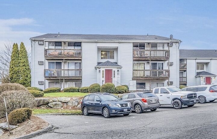 Property Photo:  11 Gibbs St A6  MA 01607 