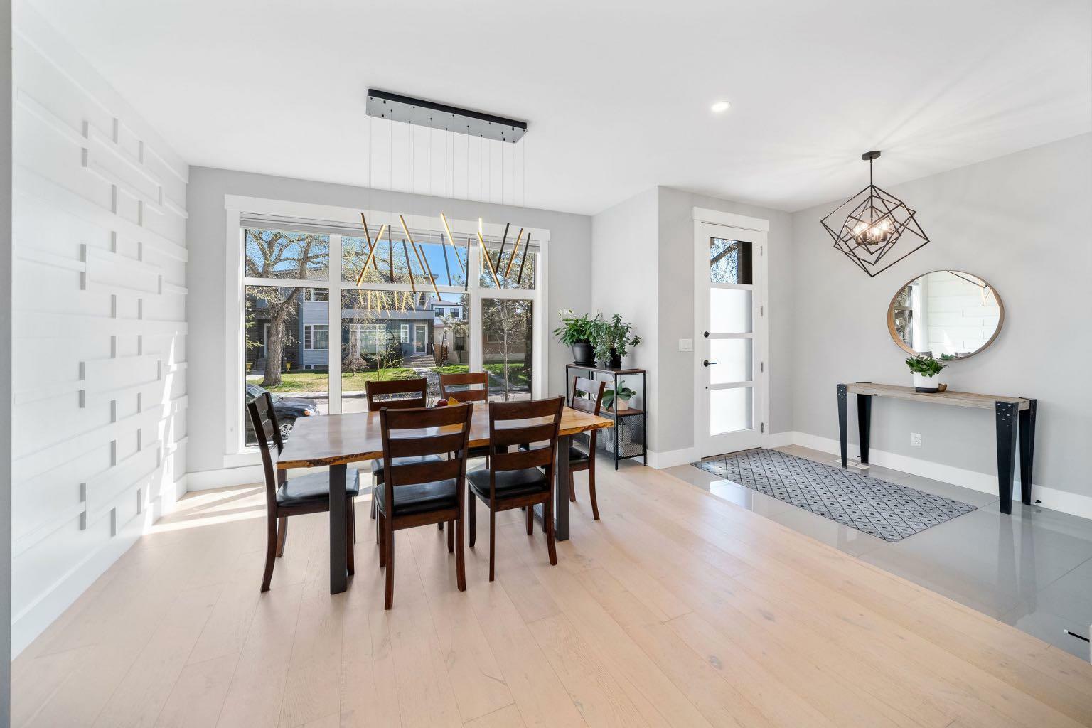 Property Photo: 3337 42 Street SW AB T3E 1X6