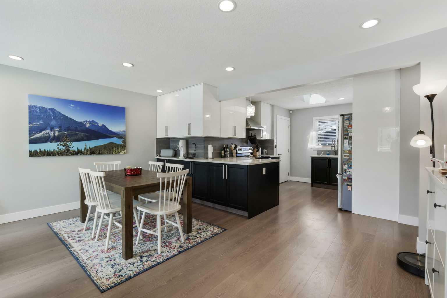 Property Photo: 60 Windermere Road SW AB T3C 3K5