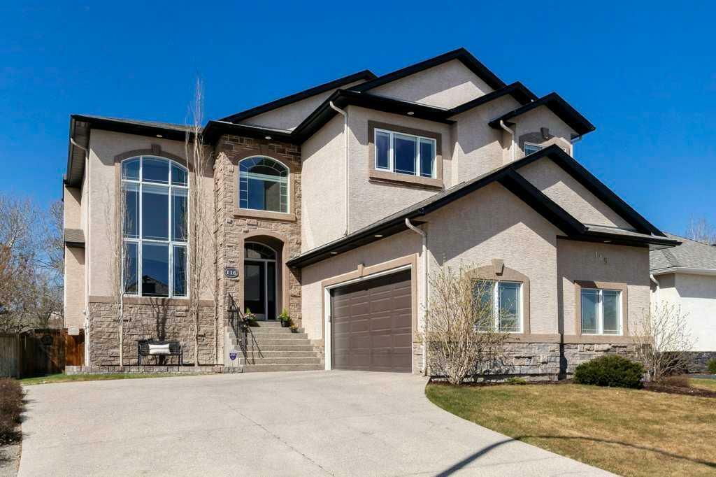 Property Photo: 116 Bow Meadows Drive AB T4C 1N3