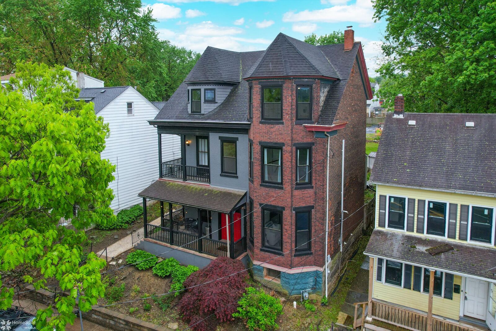 Property Photo:  136 W Madison Street  PA 18042 