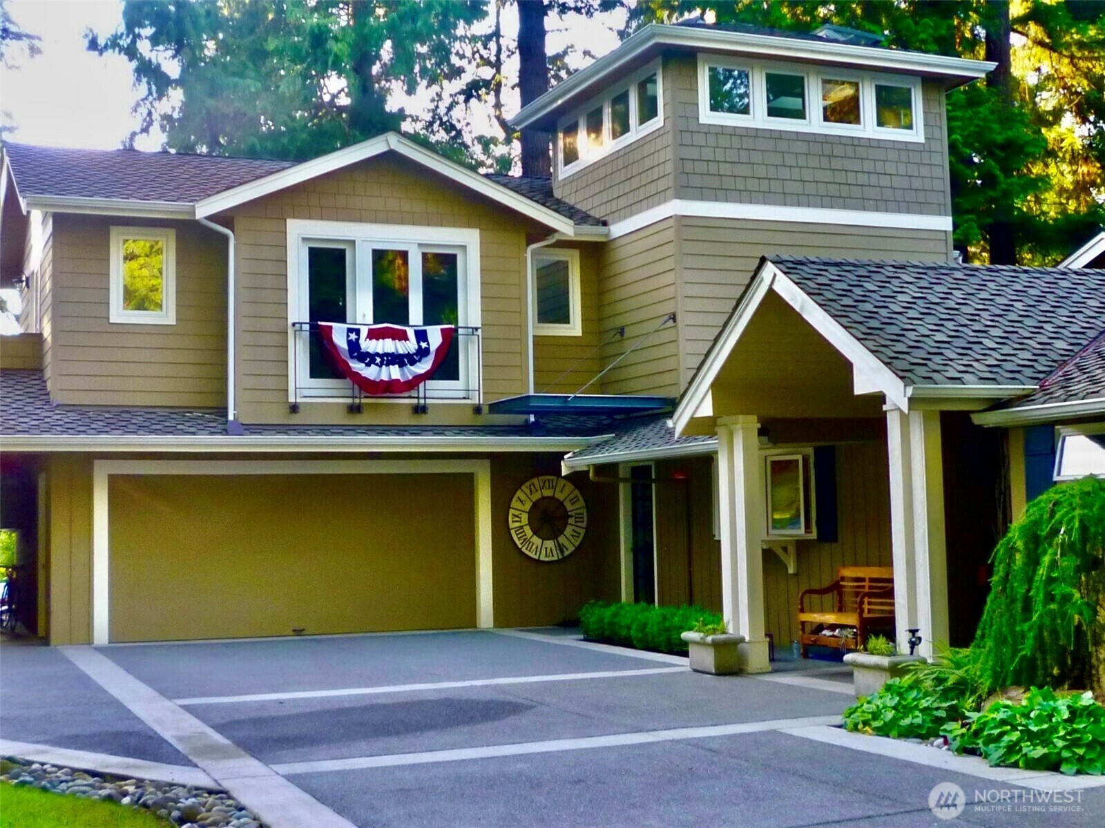 Property Photo: 3029 W Lake Sammamish Parkway WA 98052