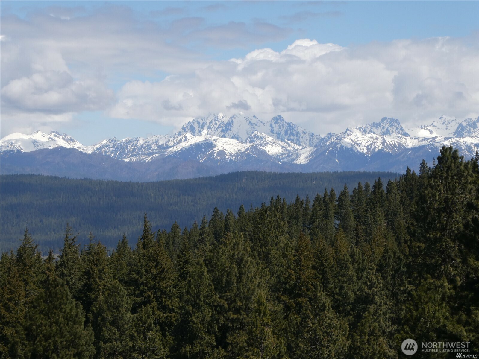 Property Photo: 831 Horse Heaven Road WA 98922