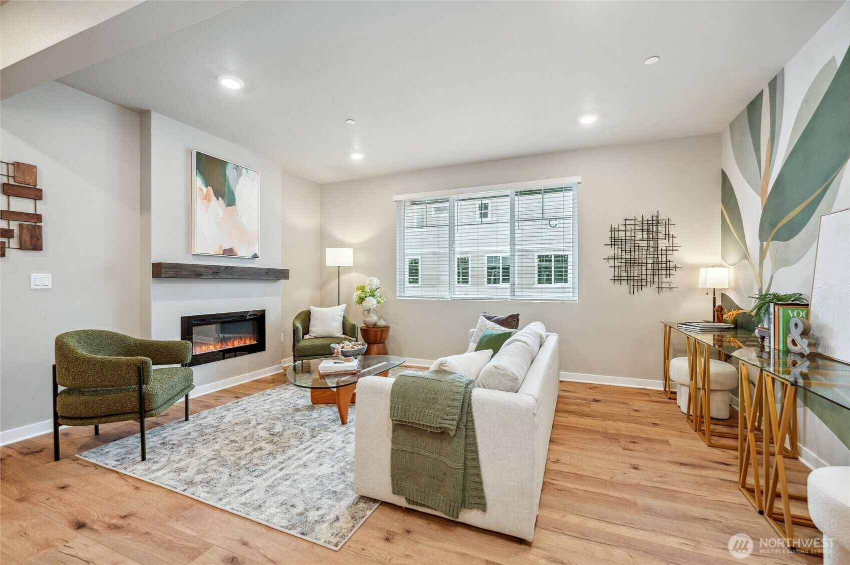 Property Photo: 13730 Manor Way G6 WA 98087