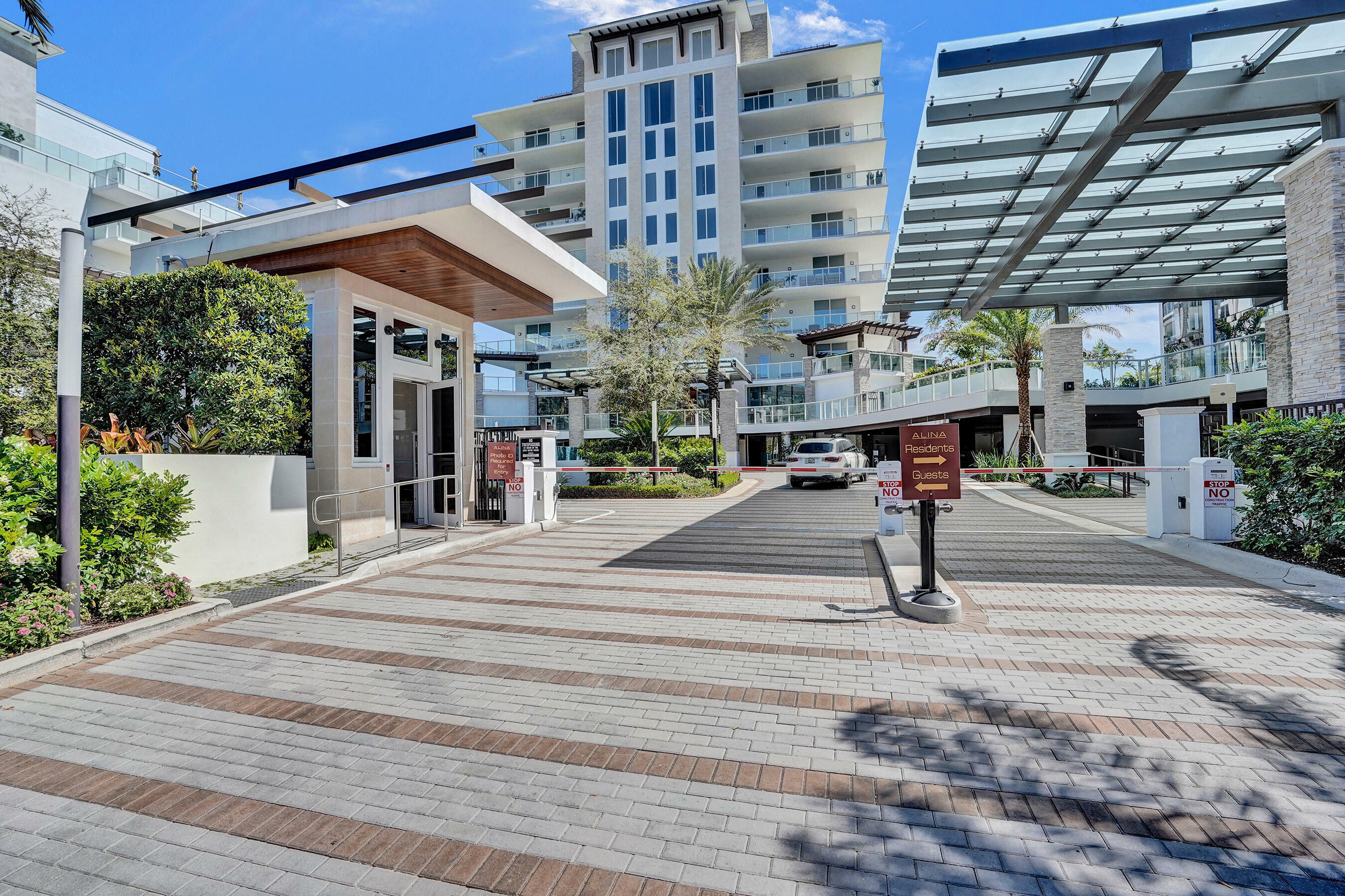 Property Photo: 220 SE Mizner Boulevard Ph920 FL 33432