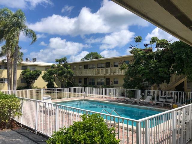 Property Photo: 1310 S Federal Highway 7 FL 33460