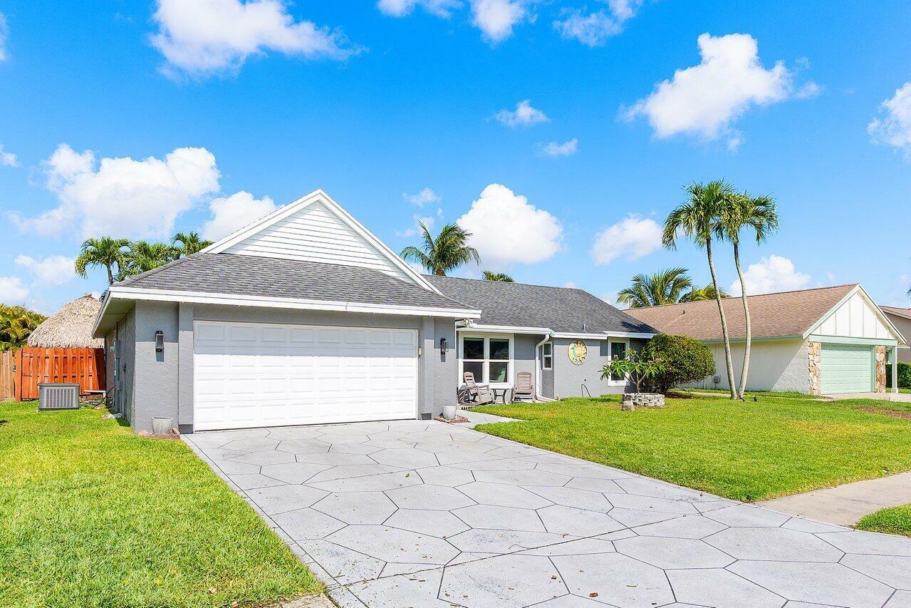 Property Photo: 10701 Katmandu Court FL 33437