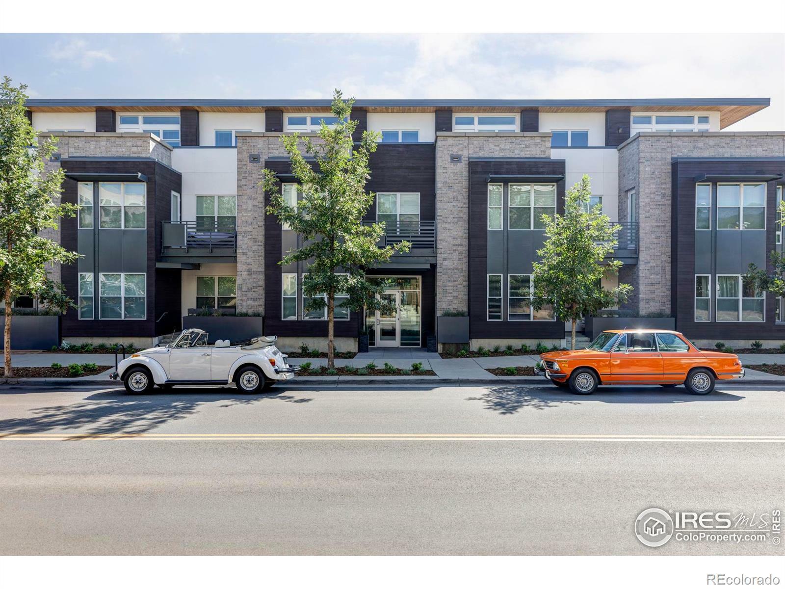 Property Photo: 1707 Walnut Street 104 CO 80302