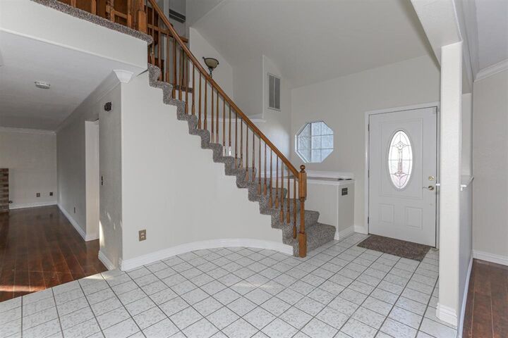 Property Photo:  1118 Strawbridge Drive  CA 95360 