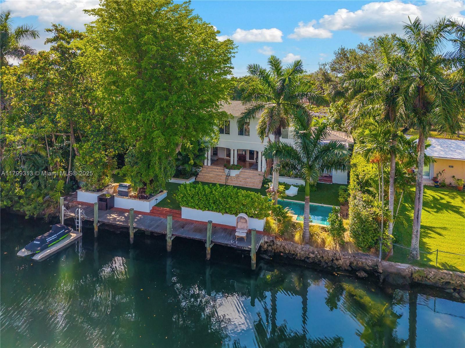 725 Vilabella Ave  Coral Gables FL 33146 photo