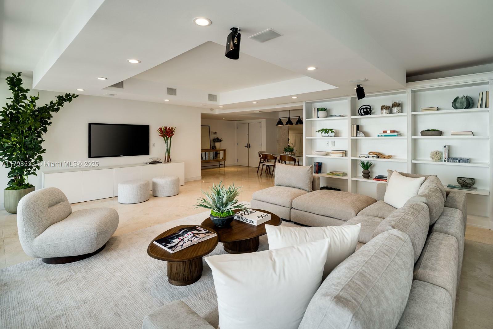 Property Photo:  1 Grove Isle Dr A1207  FL 33133 