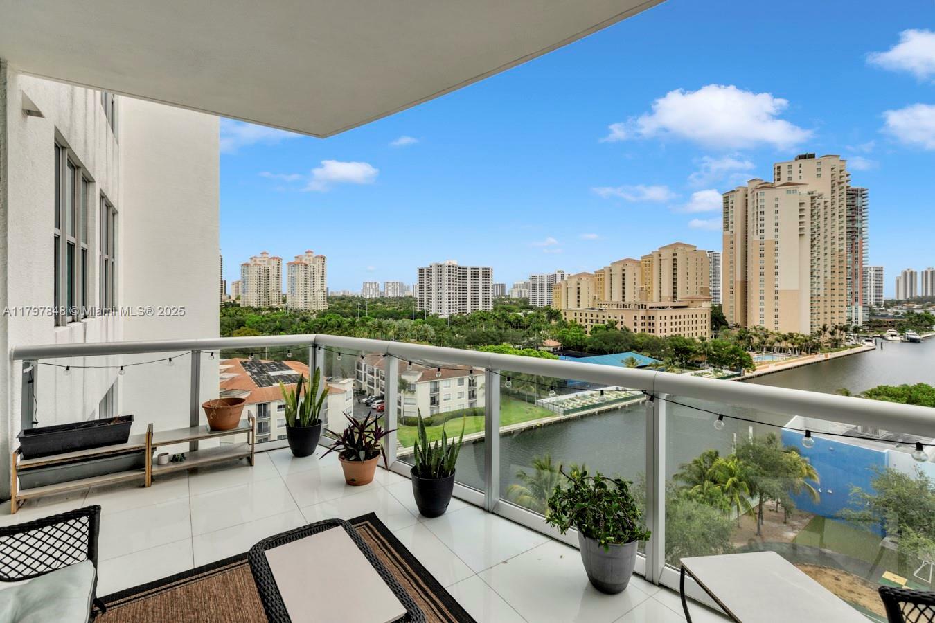 Property Photo: 3131 NE 188th St 2-1004 FL 33180