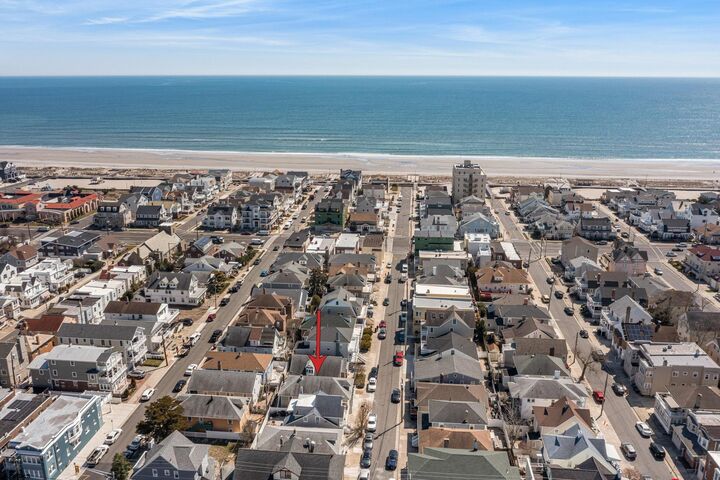 Property Photo:  7 S Richards Ave  NJ 08406 