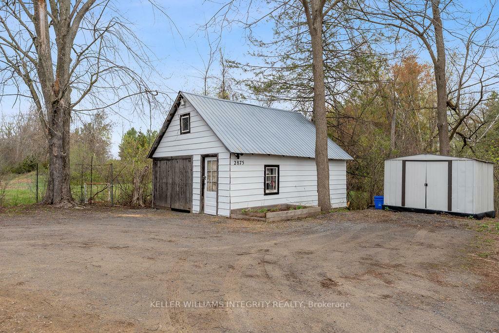 Property Photo: 2875 Donnelly Drive ON K0G 1J0