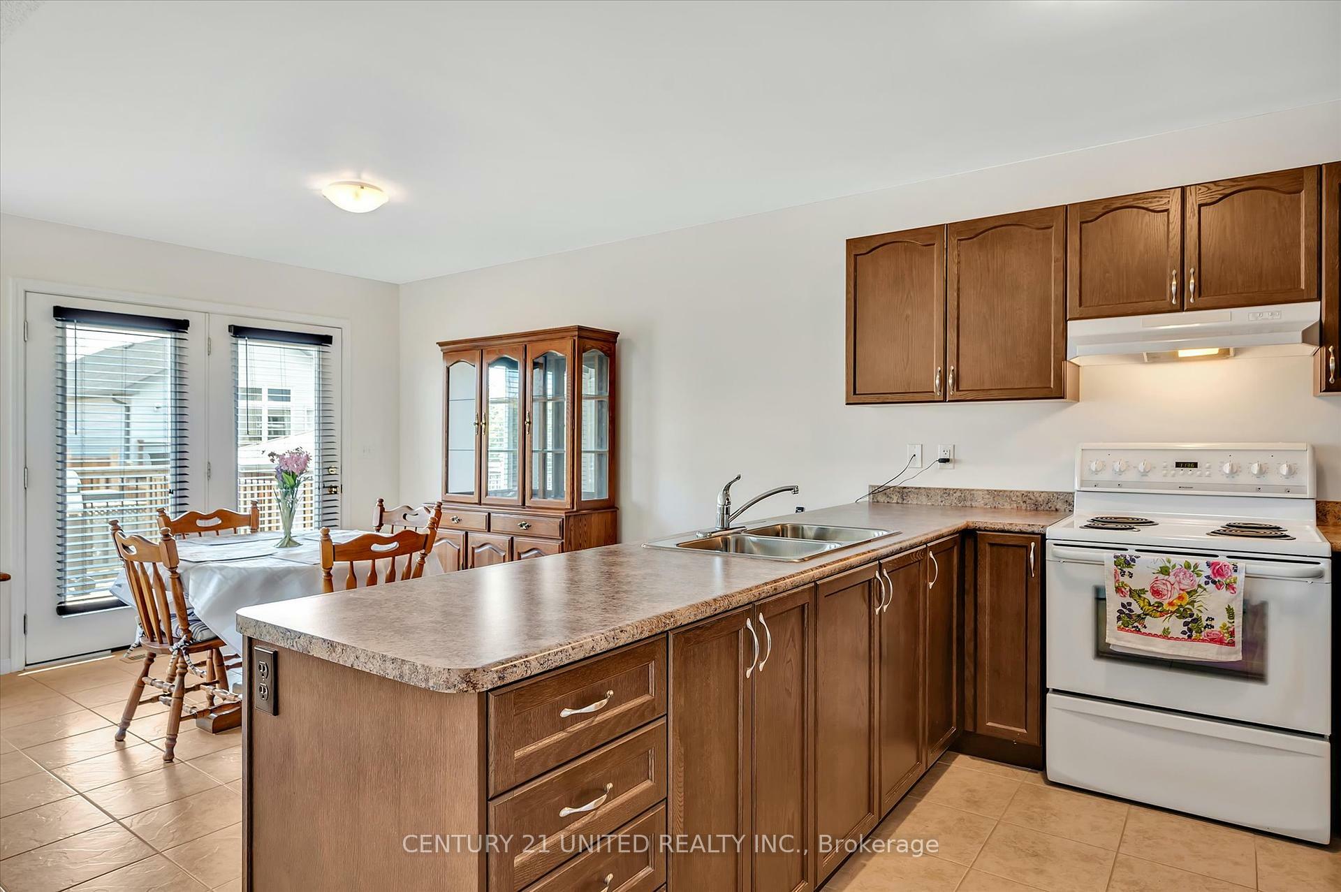 Photo de la propriété: 2691 Foxmeadow Road ON K9L 0A8